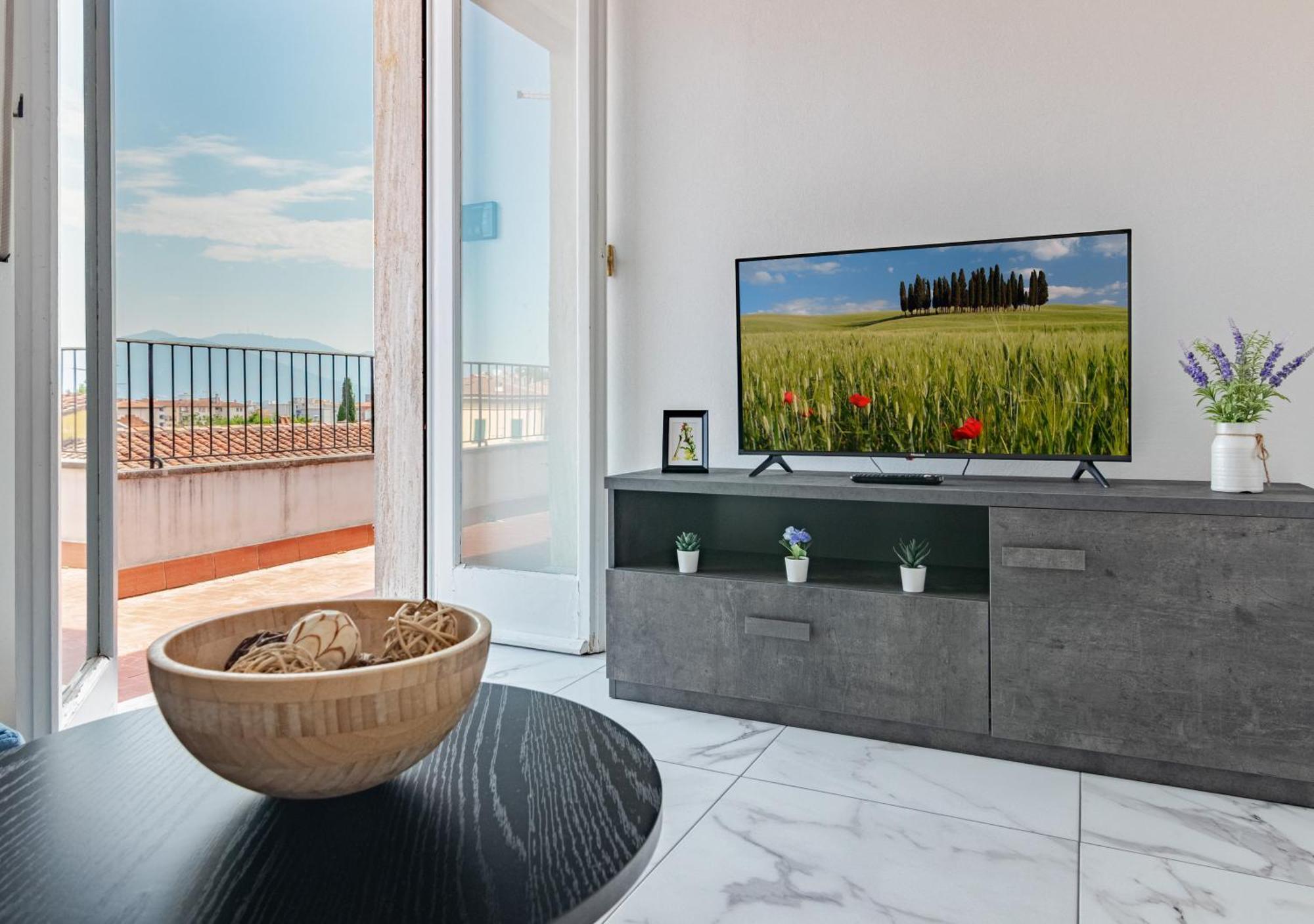 Attico Terrazza Vista Panoramica Lungarni Pisani Pisa