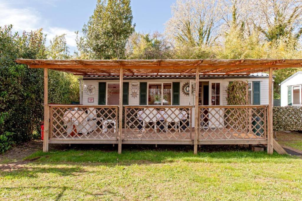 Oasis On The River Holiday park *