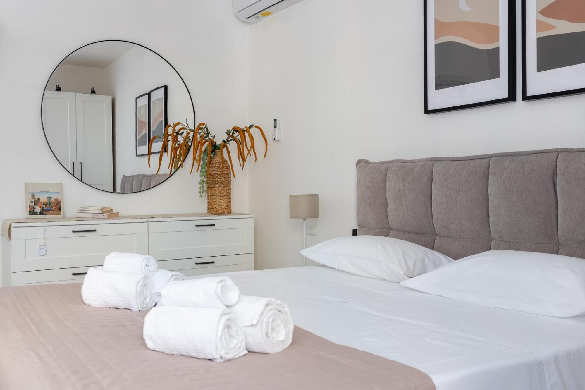 Apartment Guesthost - Charming Modern In