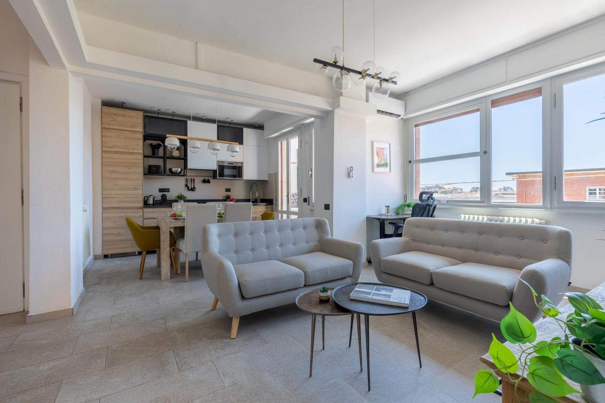 Guesthost - Charming Modern In Apartment *
