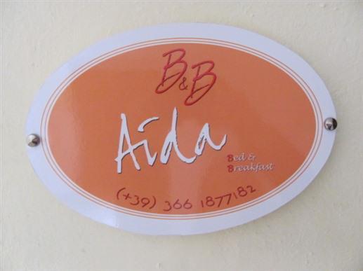 Aida *