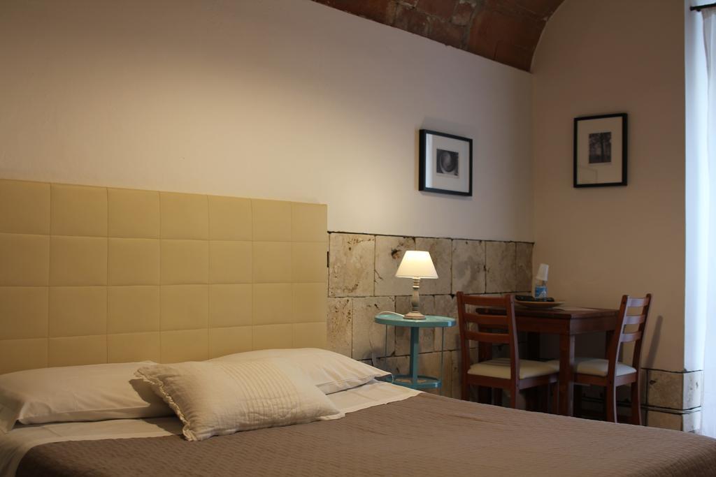 Bed & Tower Bed & Breakfast