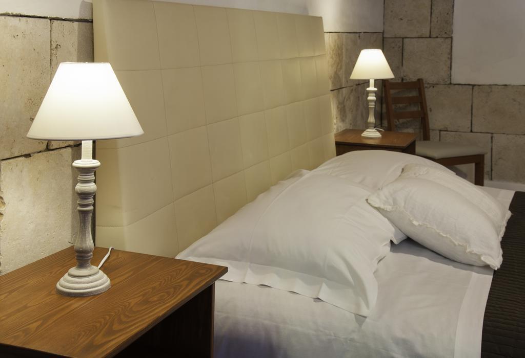 Bed & Tower 3*