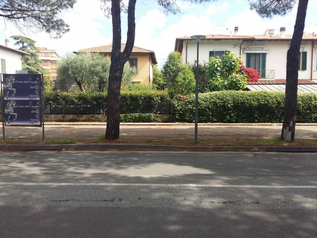 Acomodação com café da manhã  I Girasoli Pisa