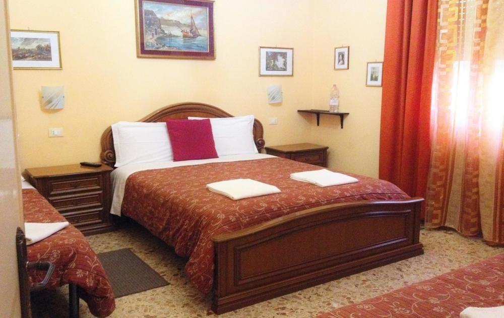 A Casa Doina Airport2 Bed & Breakfast 3*