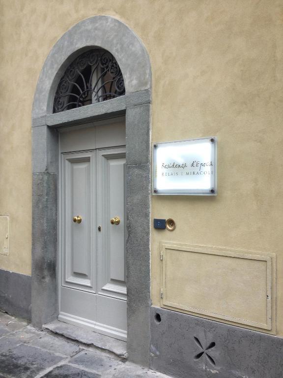 Residenza D'epoca Relais I Miracoli 2*