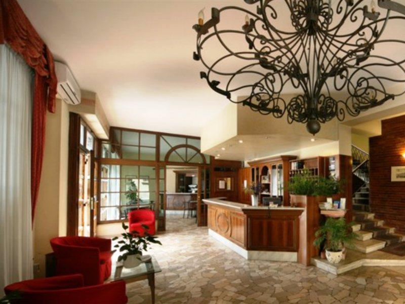Hotel Ariston 3*