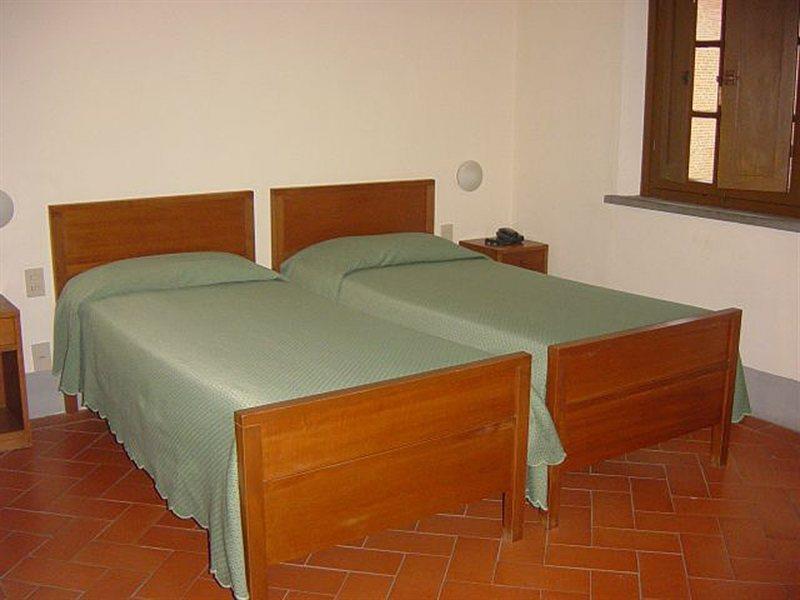 Hotel Santa Croce In Fossabanda 3*