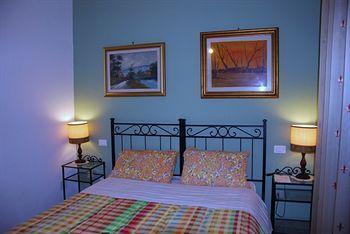 Gasthof Guesthouse Stazione Pisa Centro *