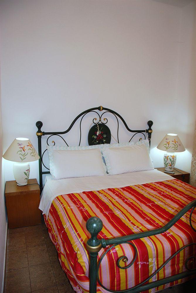 Guesthouse Stazione Pisa Centro * Pisa