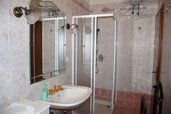 Guesthouse Stazione Pisa Centro Pisa