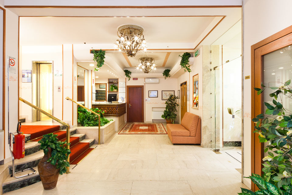 Terminus & Plaza Hotel 3*