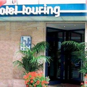 Touring Hotel