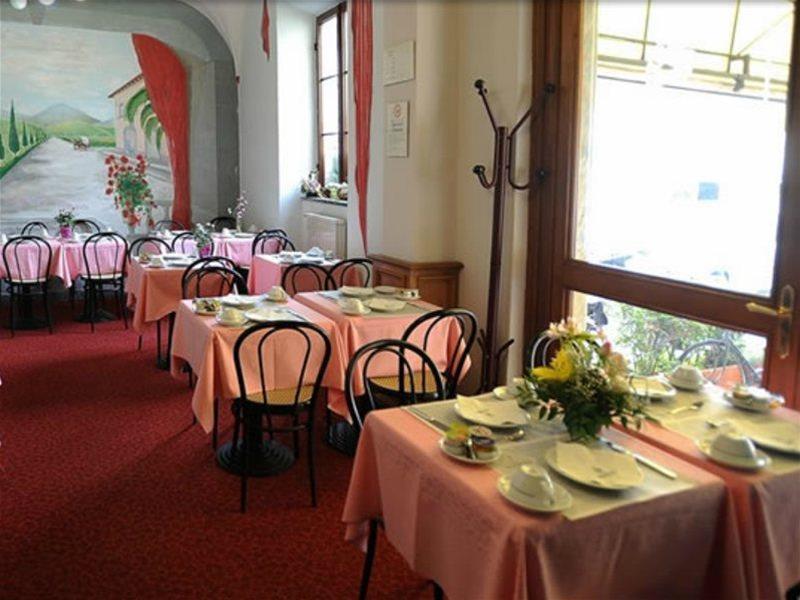 Kinzica Hotel 3*