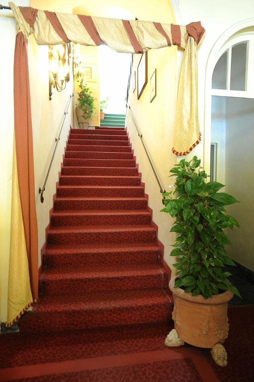 Kinzica Hotel Pisa