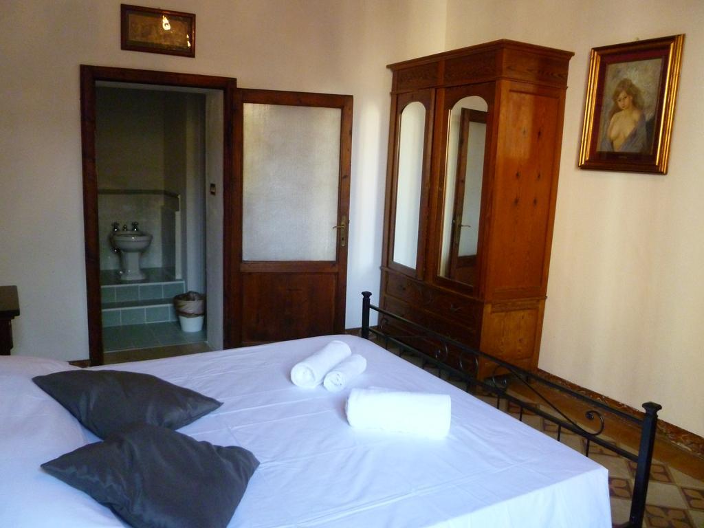 Time Out Guest house *