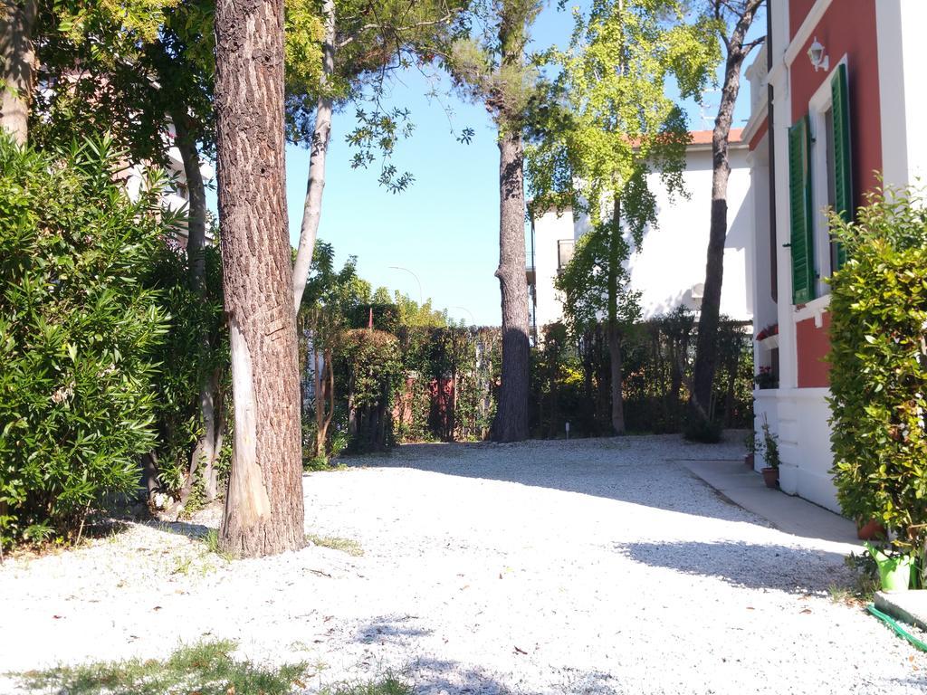 Regina Bed & Breakfast 4*