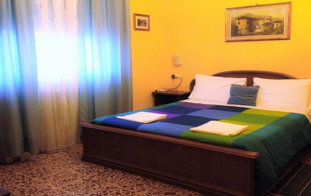 A Casa Doina Airport2 Bed & Breakfast 3*
