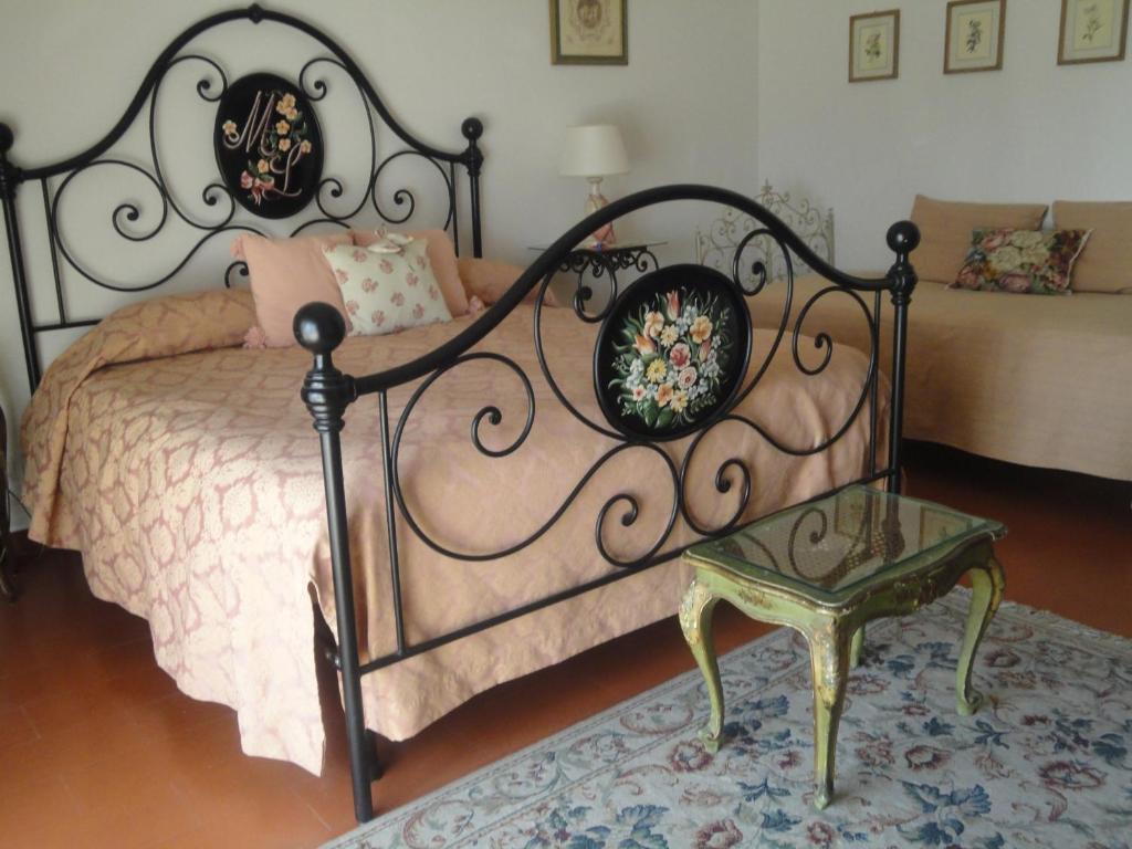 Cisanello House Guest house *