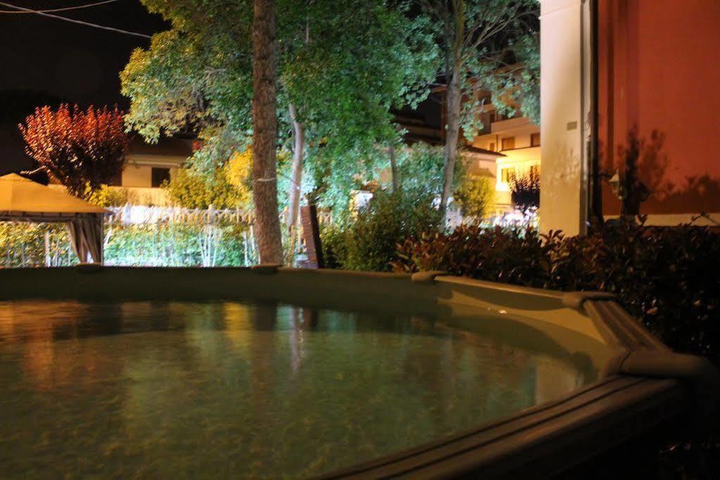 Bed & Breakfast Regina 4*