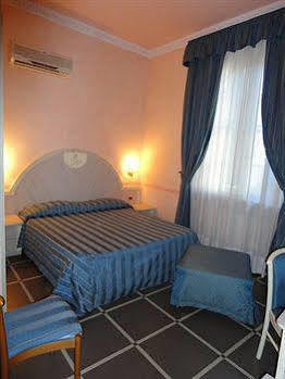 Primavera Bed & Breakfast Pisa