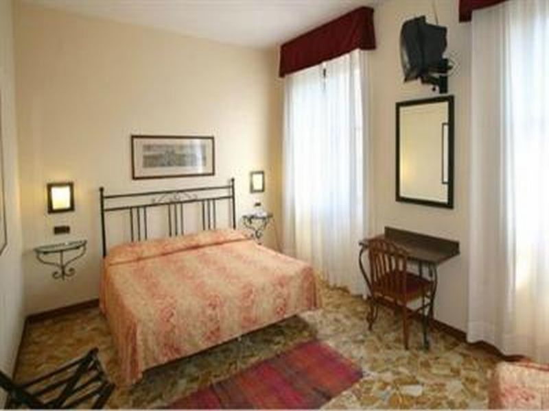 Hotel Ariston 3*
