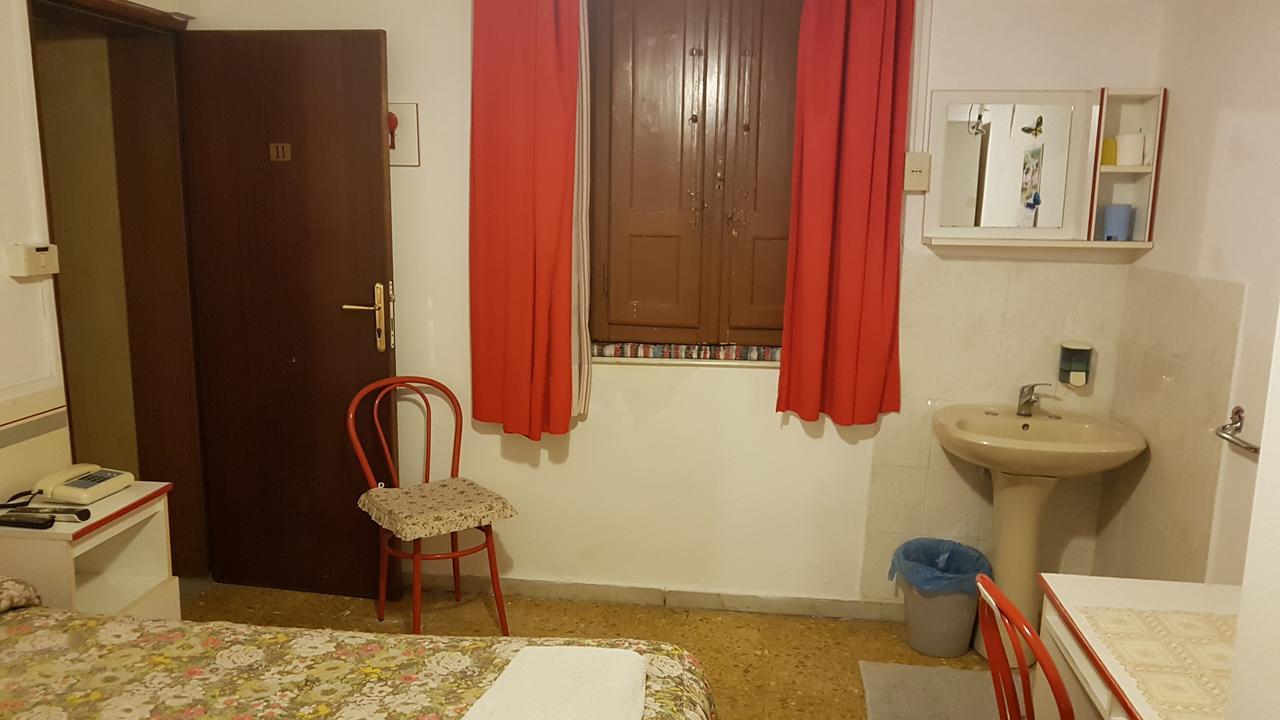 Bernardini Hotel *