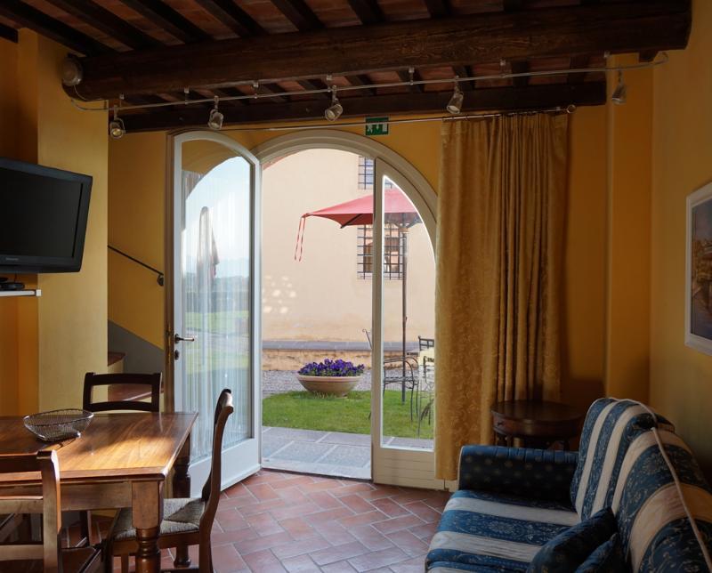 Granaio Borgo Di Colleoli 3*