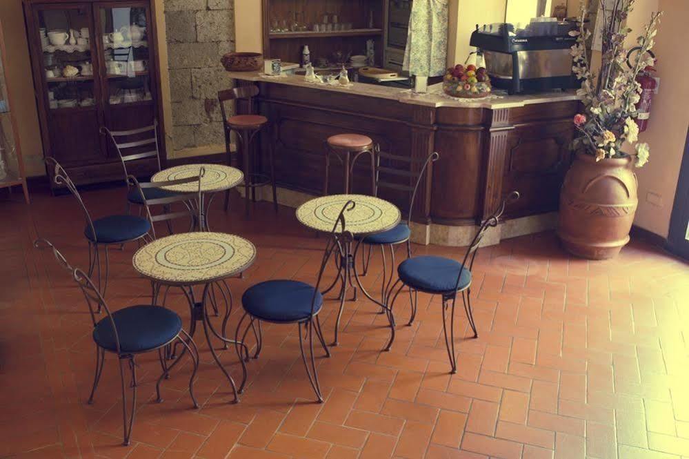Caffe Verdi - 24 Reception 3*