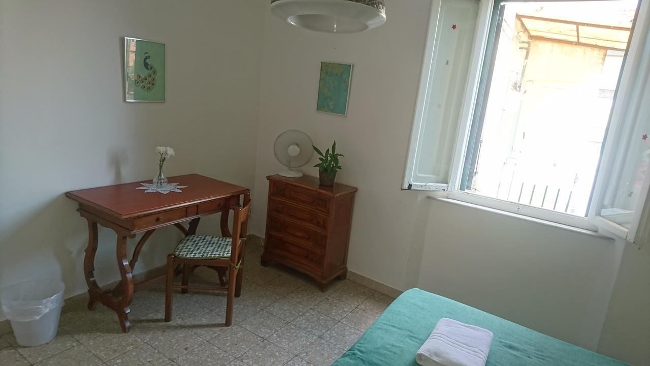 Guest house Pisa Lodge B&B Hostel *