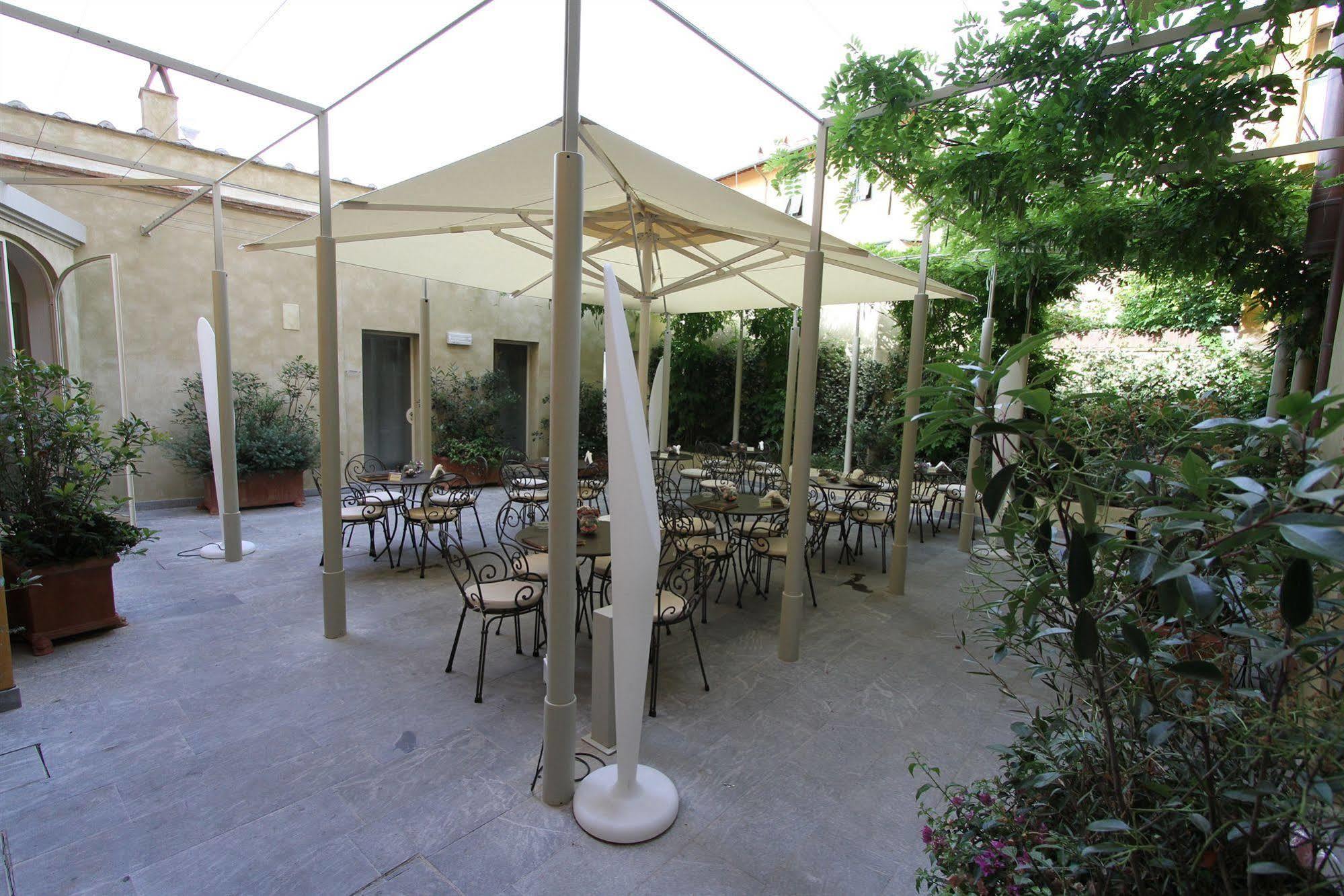 Residenza D'epoca Relais I Miracoli 2*