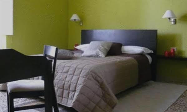 Bed & Breakfast 4