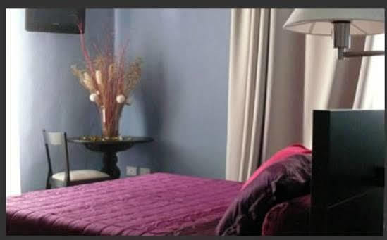 Bed & Breakfast 4
