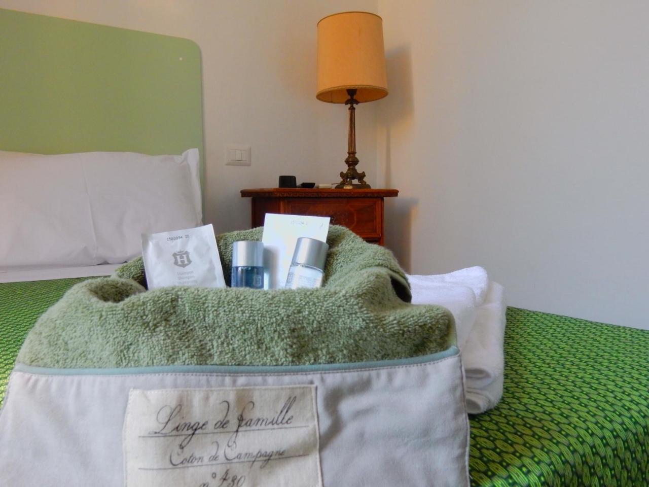 Gini Bed & Breakfast *