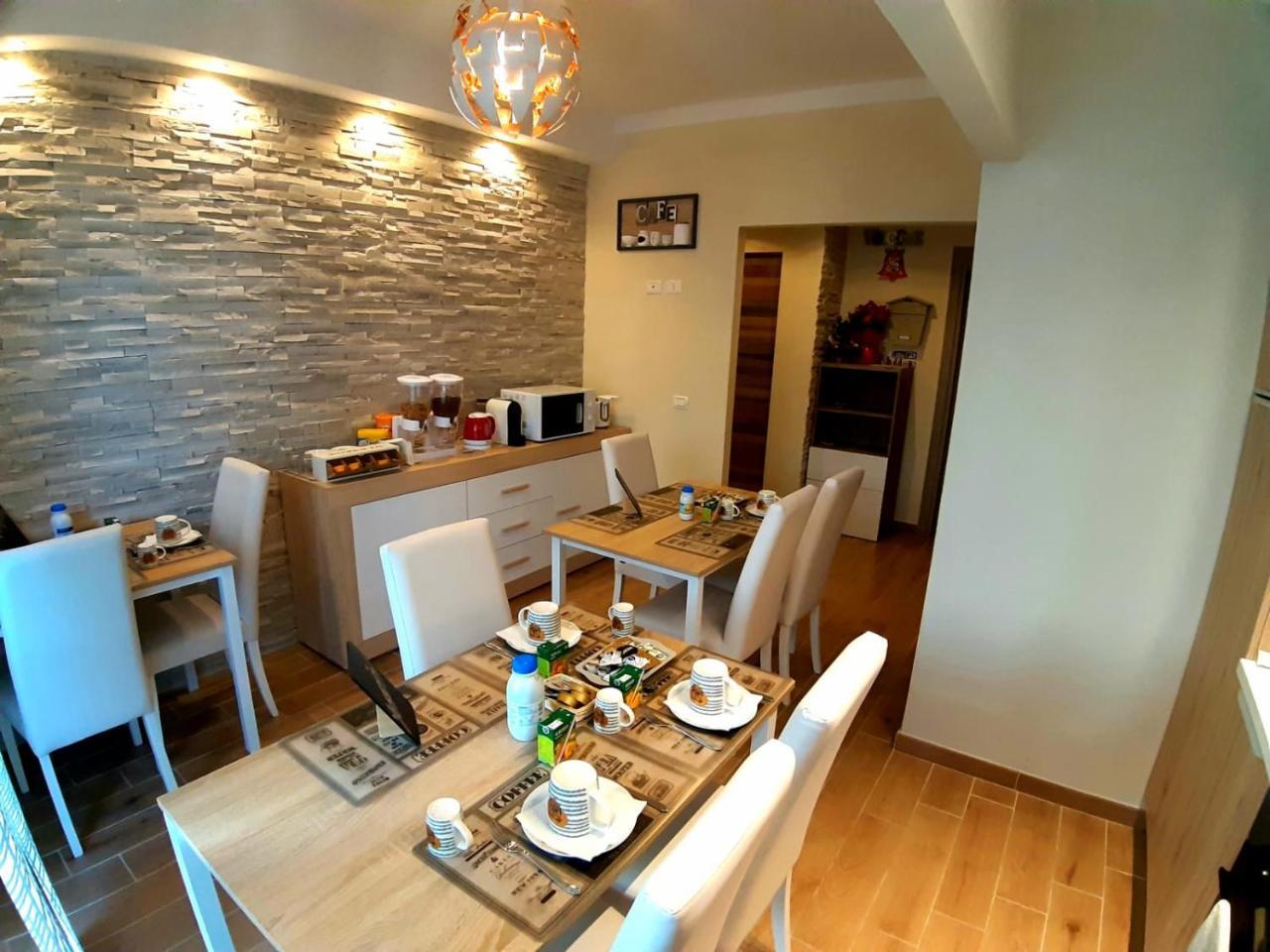Pisa City Lodge Acomodação com café da manhã 