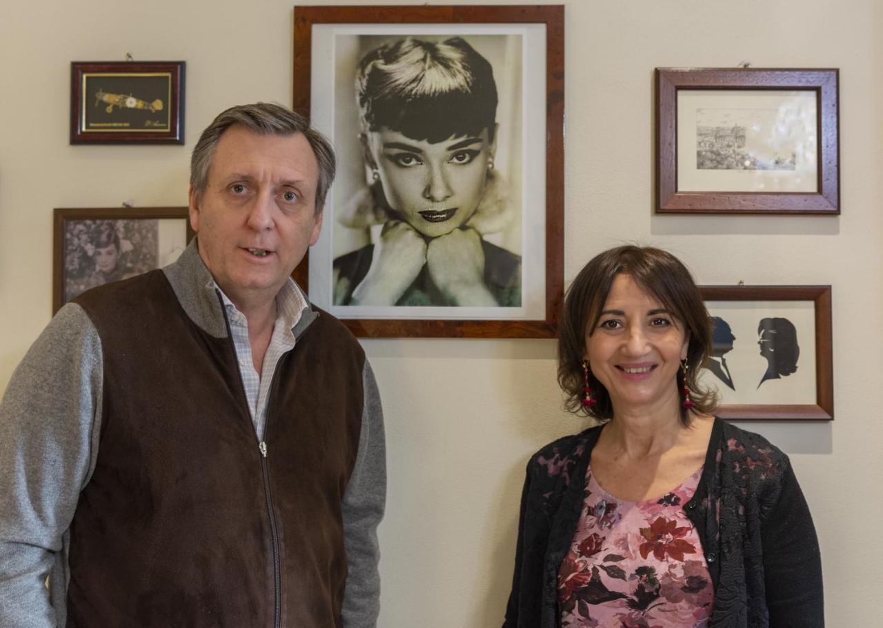 Audrey & Me 4*