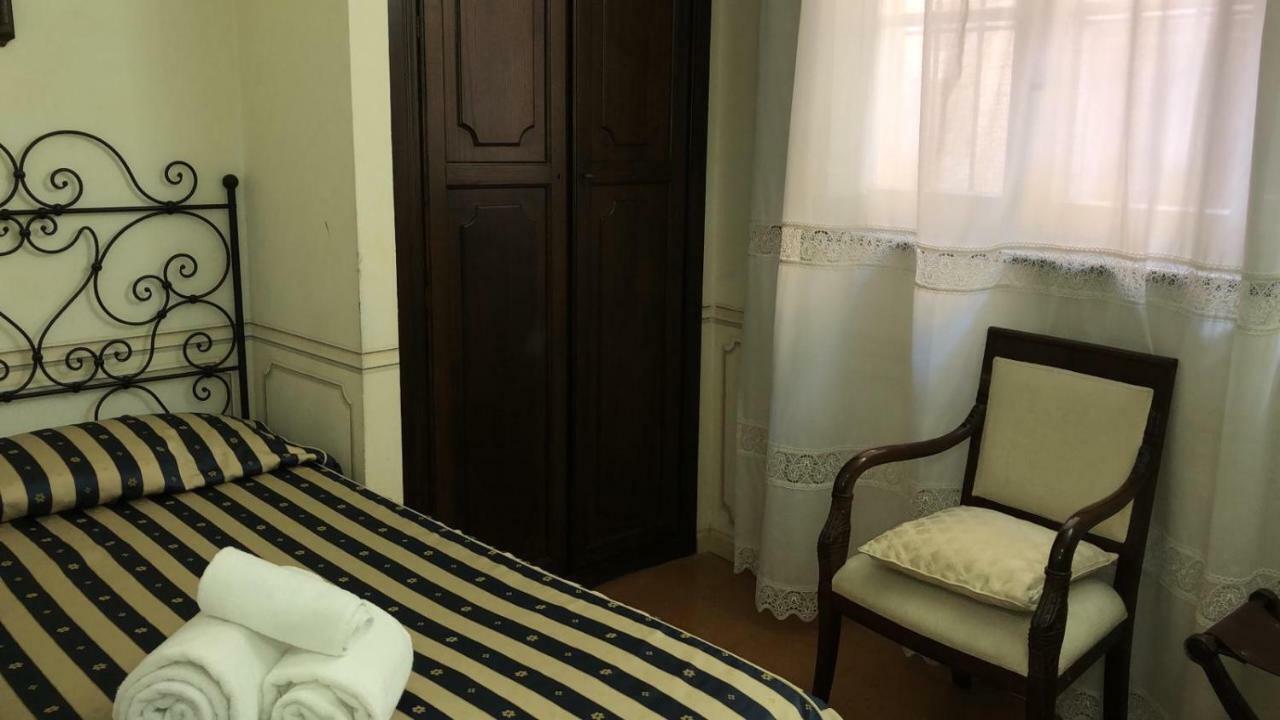 Relais Dell'orologio Hotel 4*