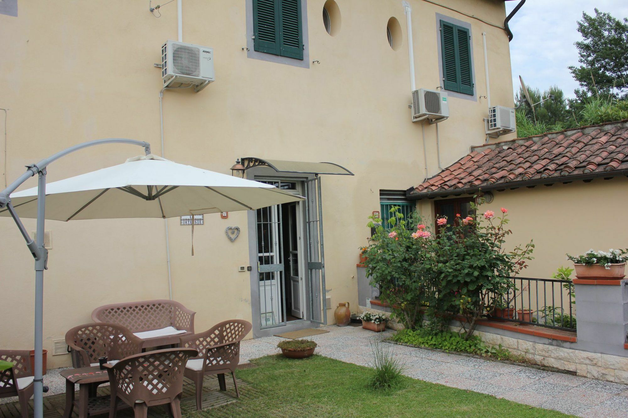 Relais Le Ortensie 2*