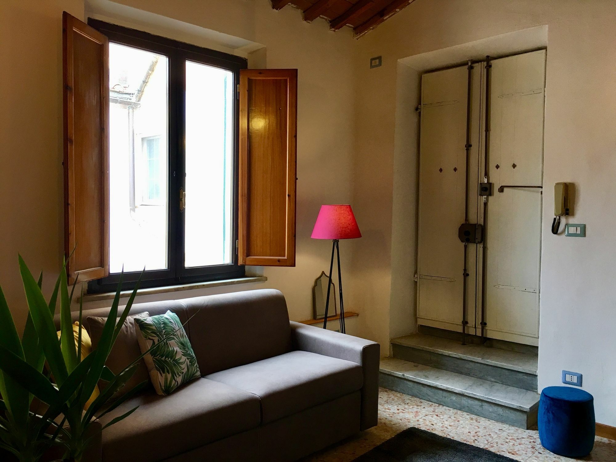 Apartment Aweshome Lungarno Bellavista Penthouse