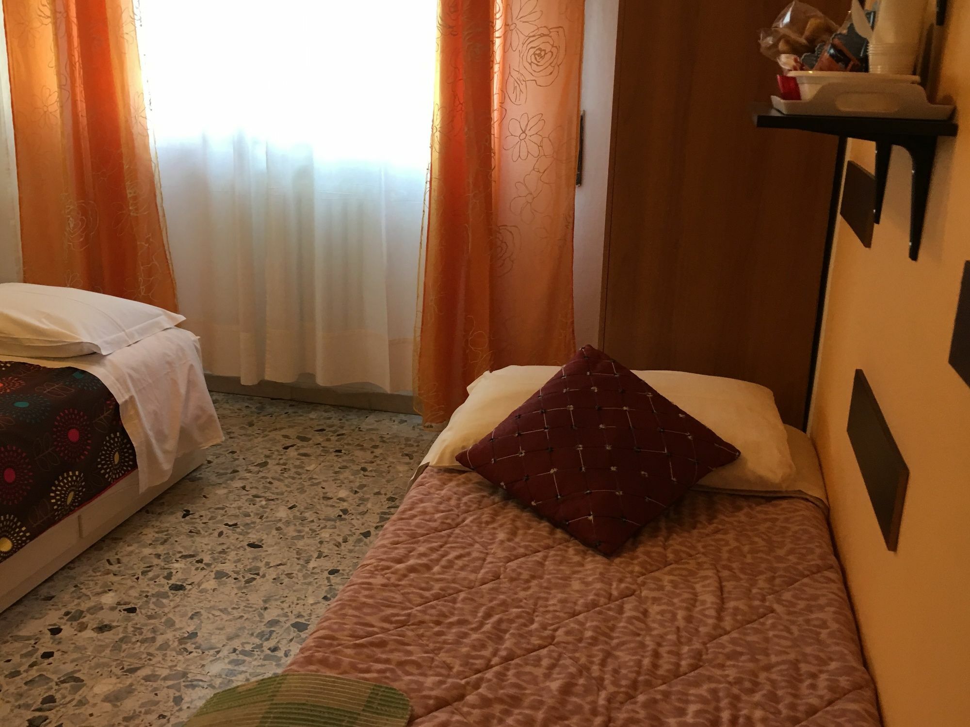 A Casa Doina Airport2 Bed & Breakfast 3*
