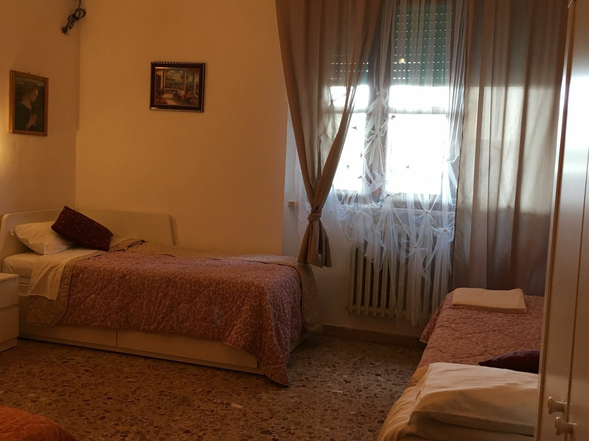 A Casa Doina Airport2 Bed & Breakfast