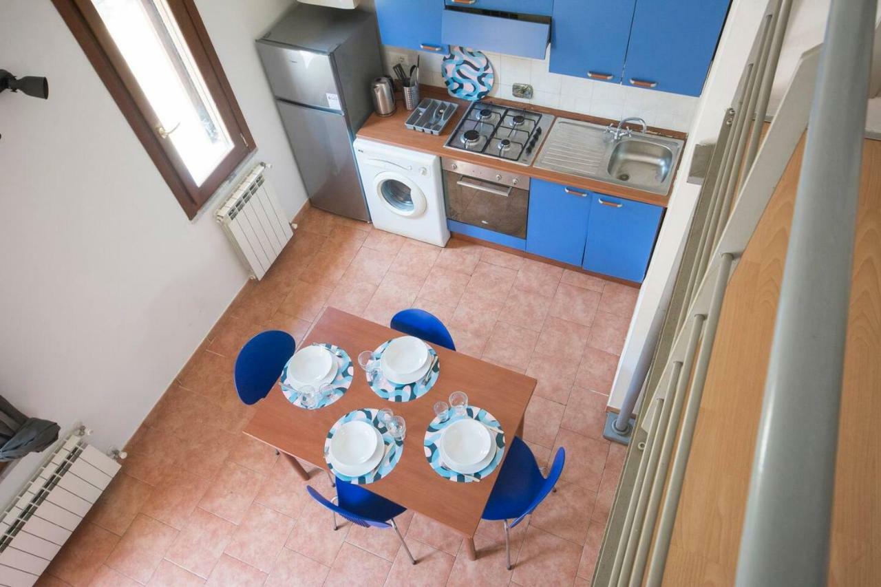 Apartment Altido Spacious Apt For 4 In Residential Area With Free Parking