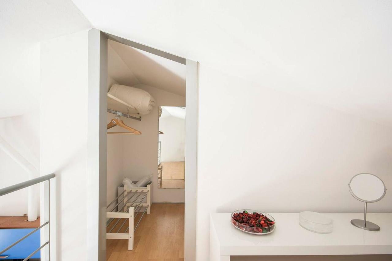 Altido Spacious Apt For 4 In Residential Area With Free Parking *