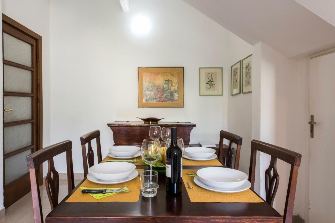 Sotto La Torre Apartment *
