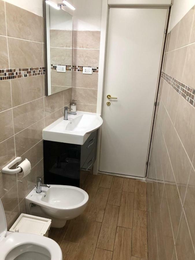 Station & Airport Guest house Pisa