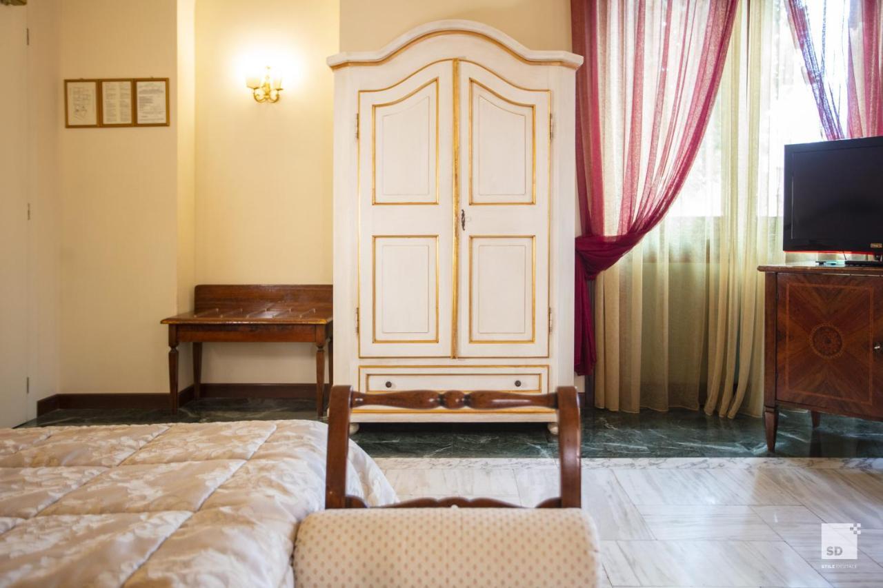 Alessandro Della Spina Hotel