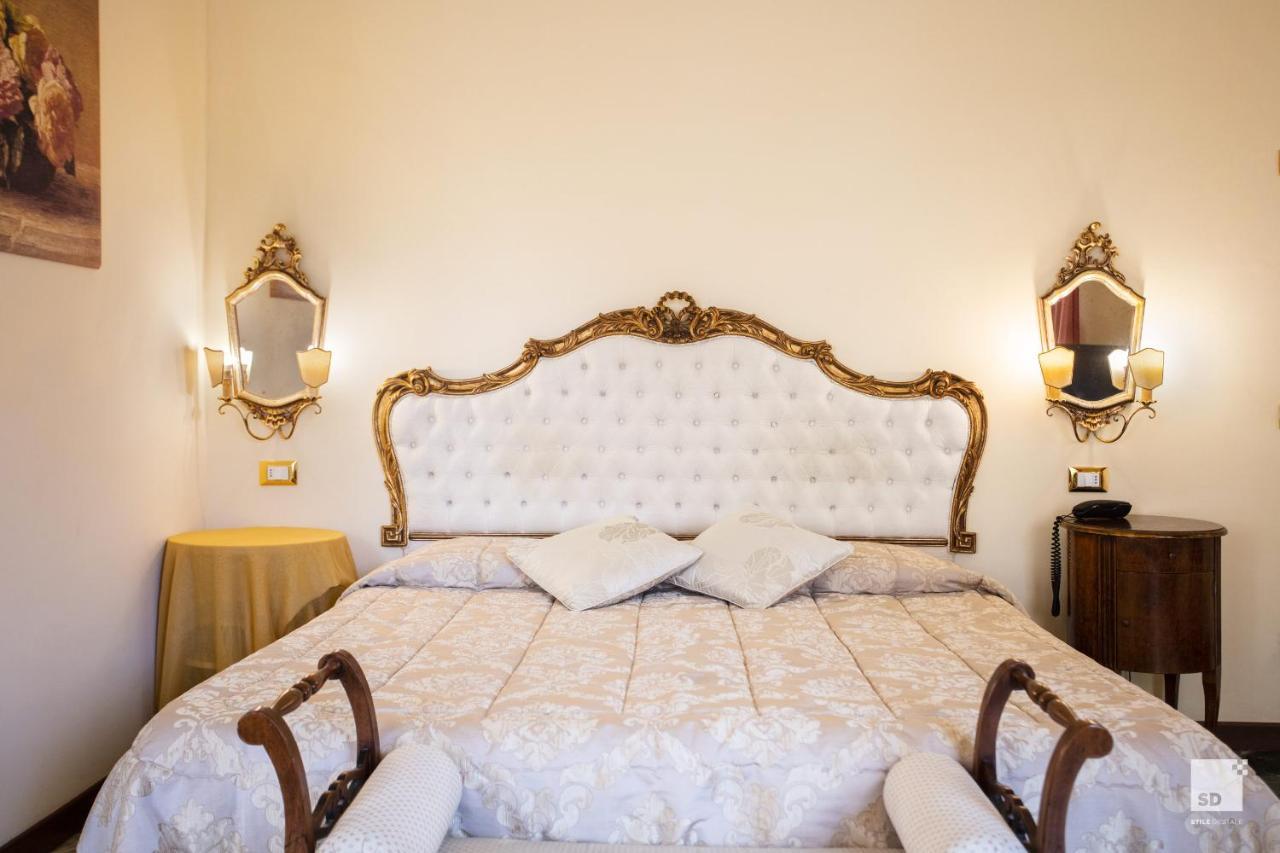 Alessandro Della Spina 3*
