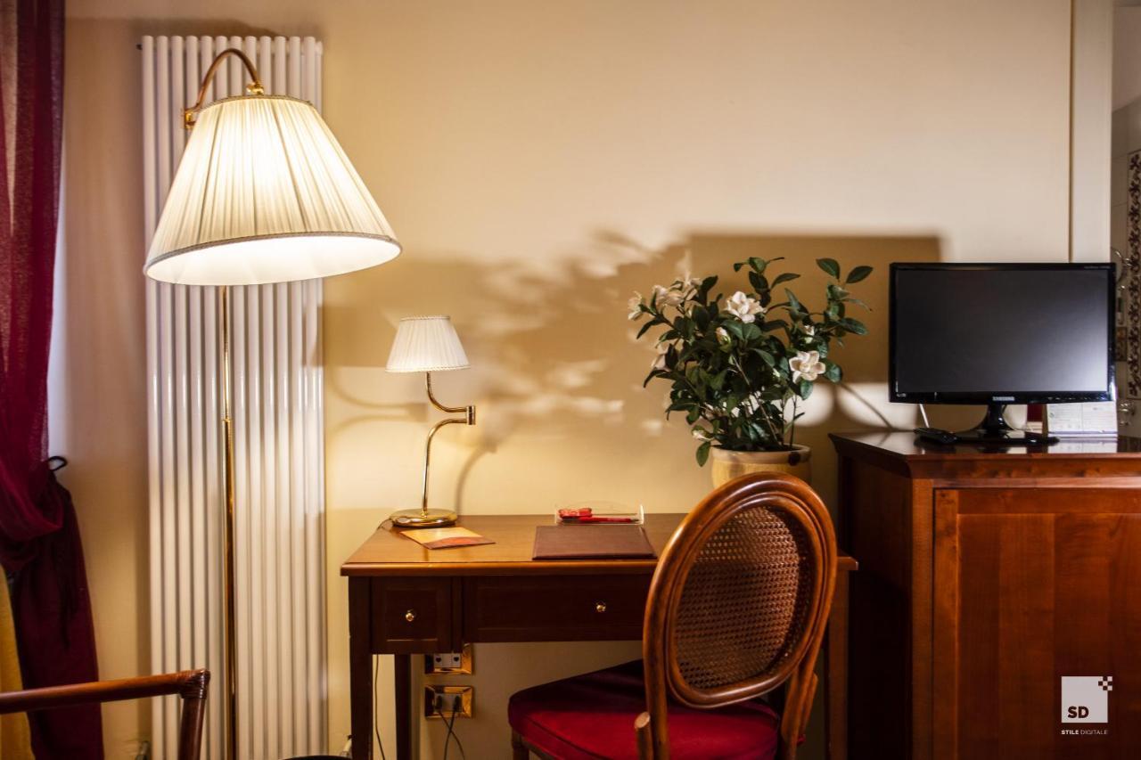 Alessandro Della Spina Hotel 3*