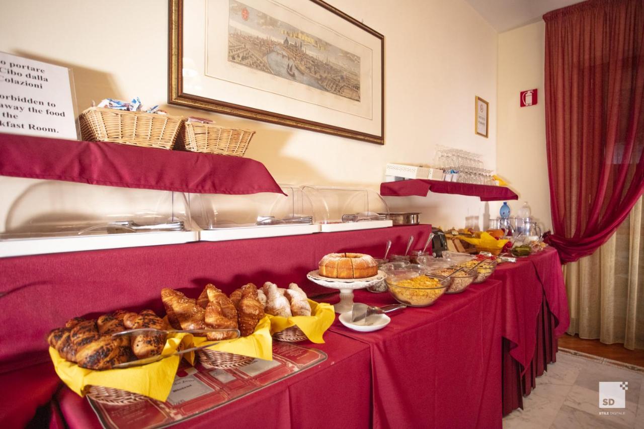 Alessandro Della Spina Hotel 3*