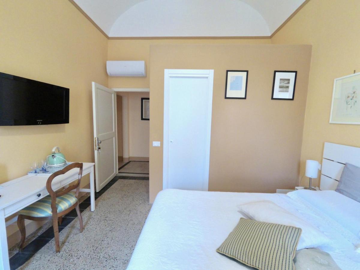 The Flower Guest house *